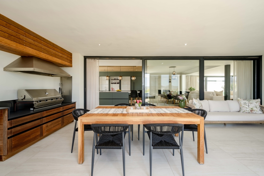 4 Bedroom Property for Sale in Brackenridge Western Cape